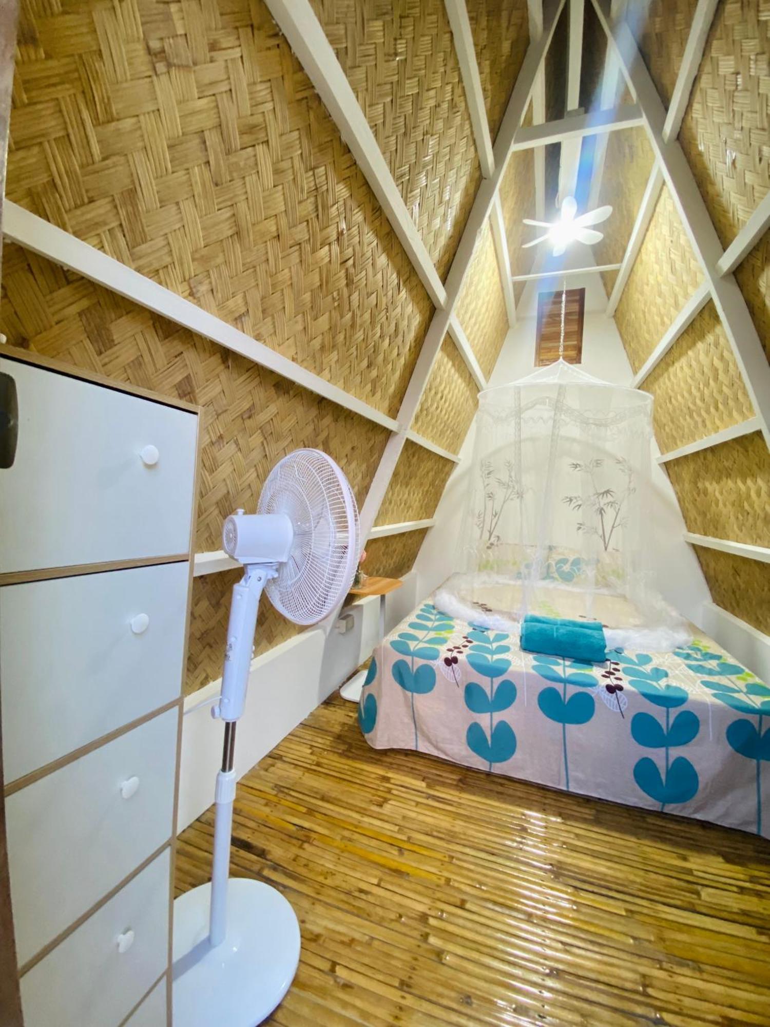 Happy Monkey Hostel El Nido Extérieur photo